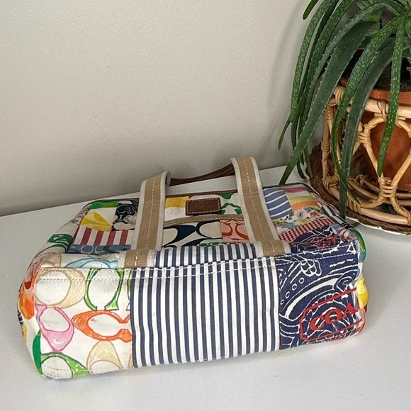 Coach Patchwork Tote Bag Canvas Multicolor Hamptons Legacy Y2K Shoulder Purse - Picture 6 of 13